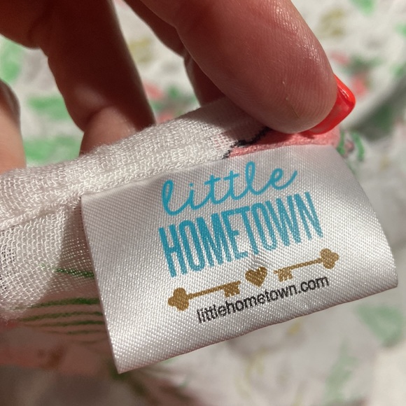 Like new Little Hometown Florida Swaddle Blanket - Picture 7 of 8